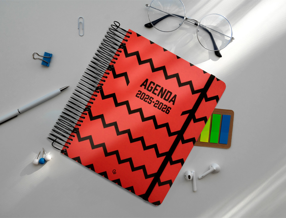 AGENDA ESCOLAR LIDERPAPEL 25-26 ESPIRAL PATTERNS ZIGZAG DIA PAGINA A5 BILINGE PAPEL FSC