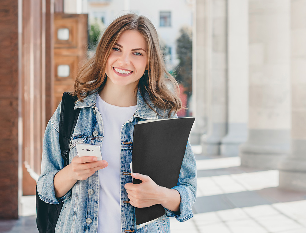 CARPETA LIDERPAPEL ESCAPARATE 37905 10 FUNDAS POLIPROPILENO DIN A4 NEGRO OPACO